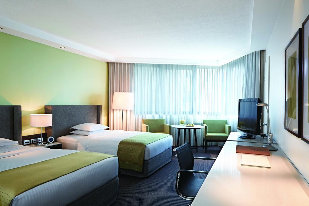 Hotel Jen Brisbane Bagian luar foto