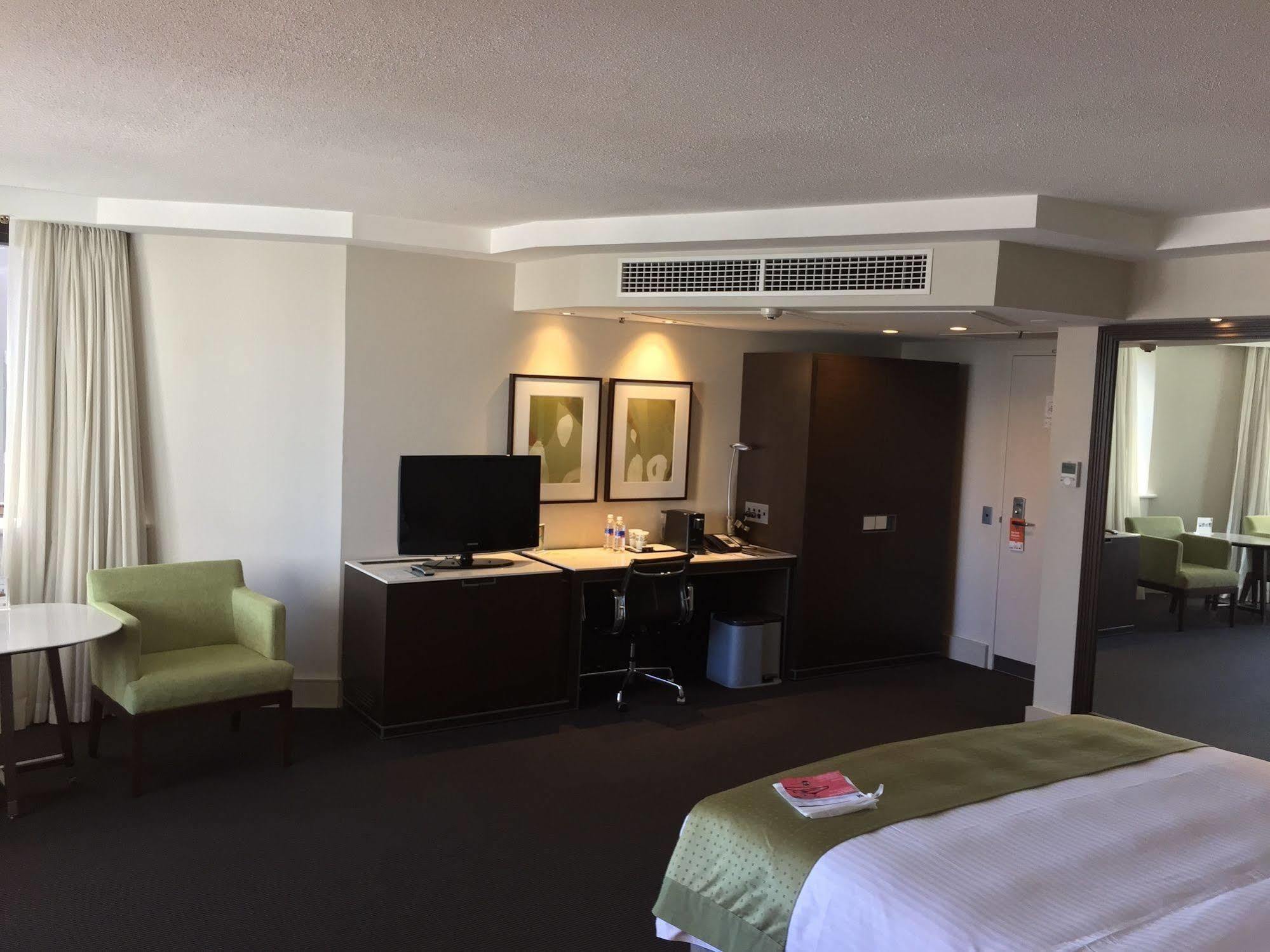 Hotel Jen Brisbane Bagian luar foto